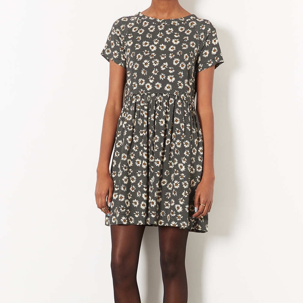 TopShop Daisy Tunic in Black